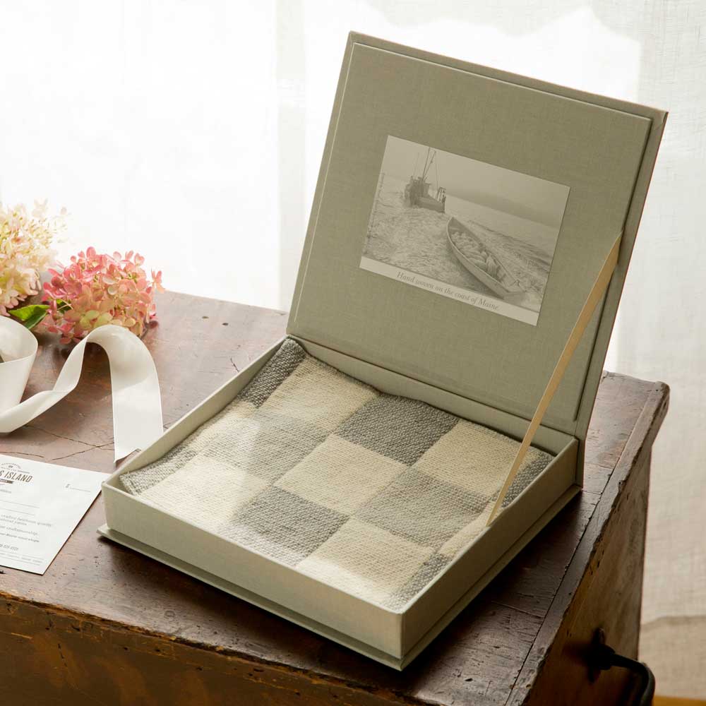 throw in gift box